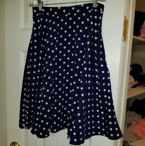 Polka-dot skater skirt